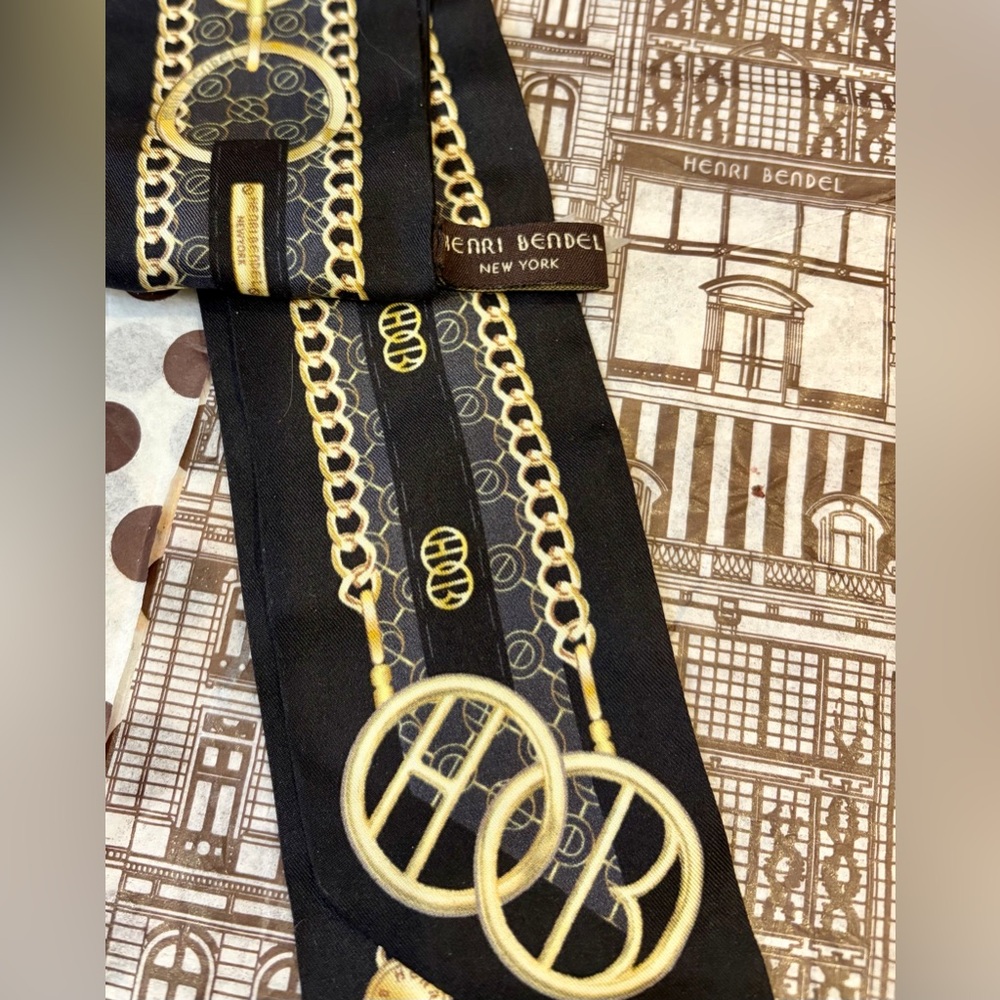 HENRI BENDEL Whimsy Skinny Silk Handbag and Neck Scarf in Black and Gold - Picture 4 of 5